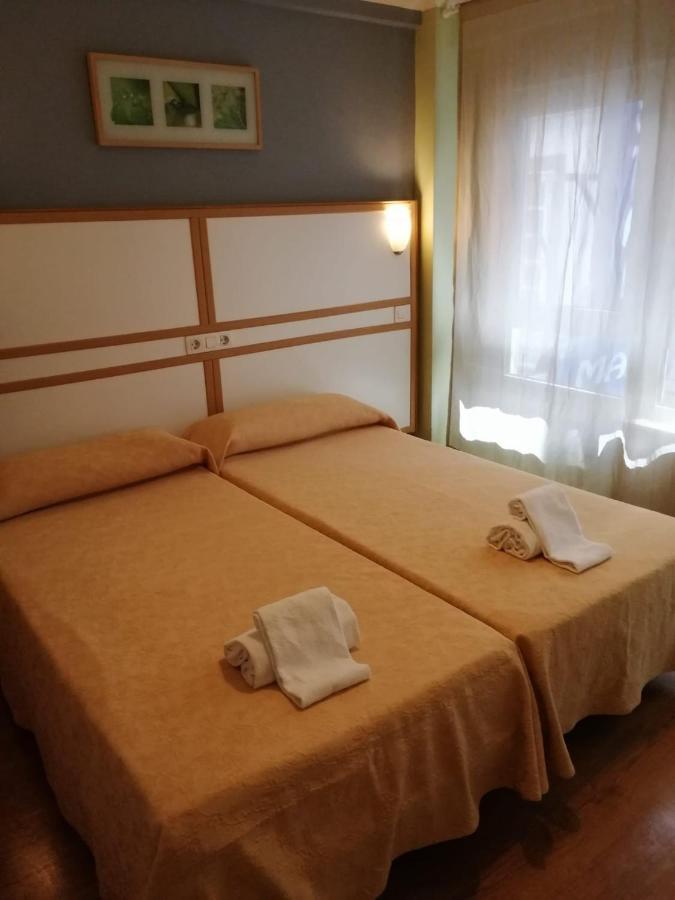 Hostal Mara Ла-Корунья Экстерьер фото