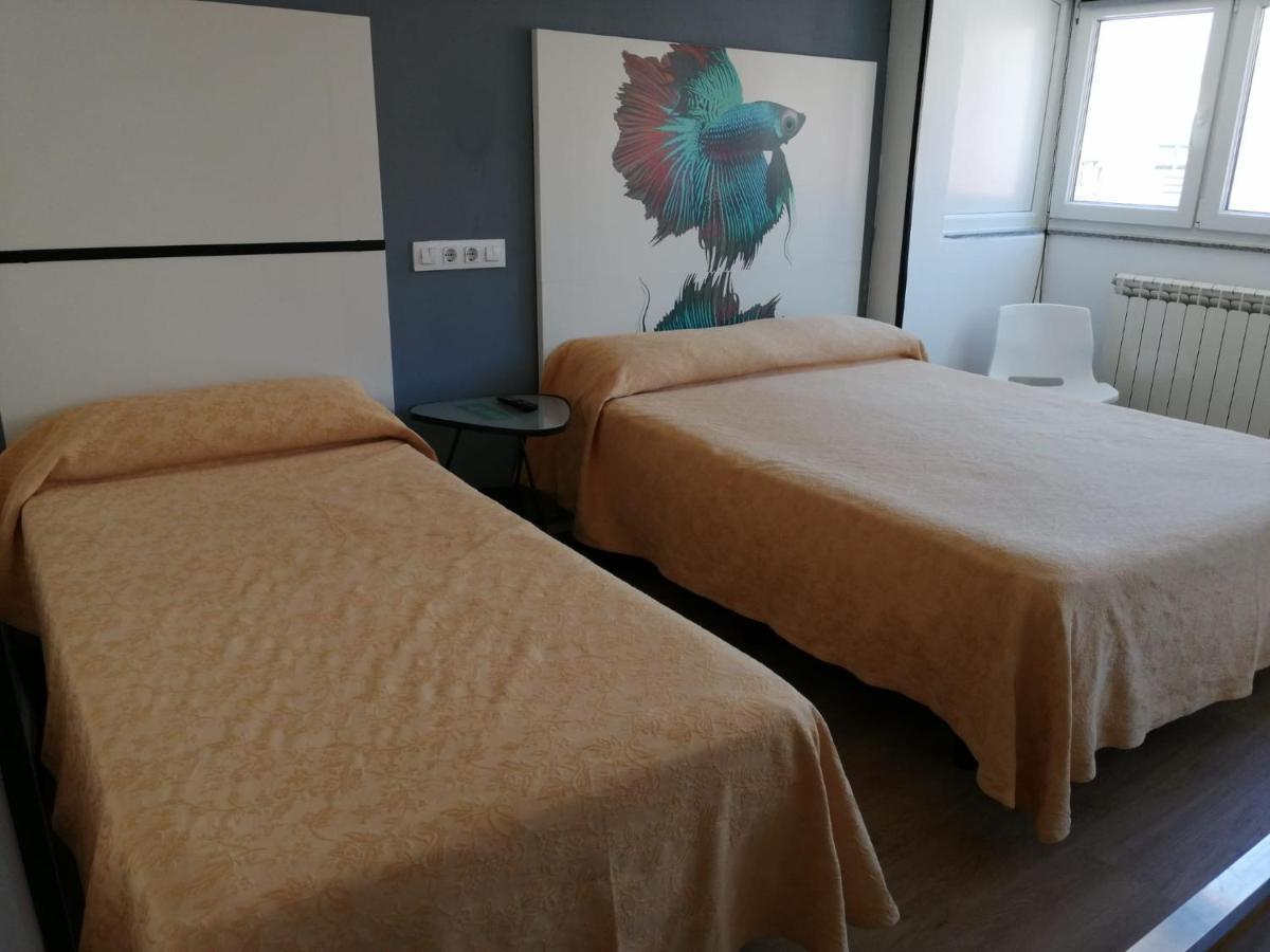 Hostal Mara Ла-Корунья Экстерьер фото