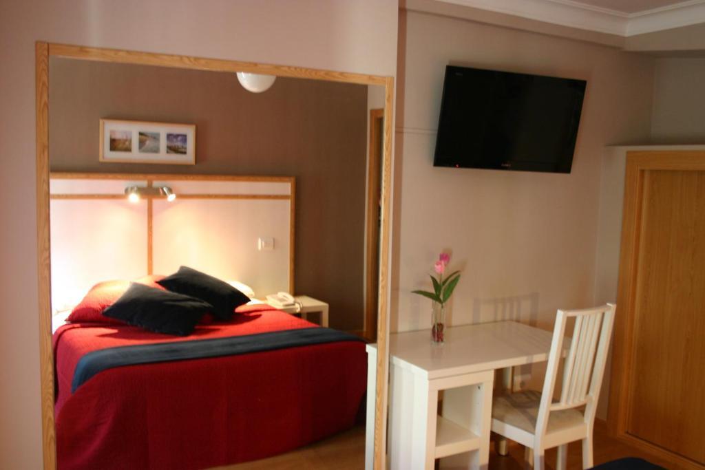 Hostal Mara Ла-Корунья Номер фото