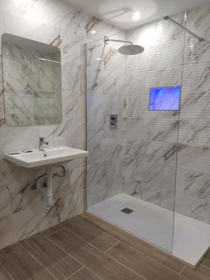 Hostal Mara Ла-Корунья Экстерьер фото