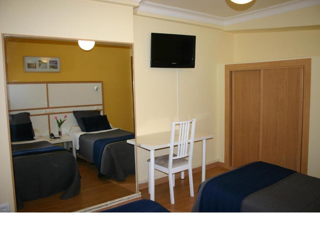 Hostal Mara Ла-Корунья Номер фото