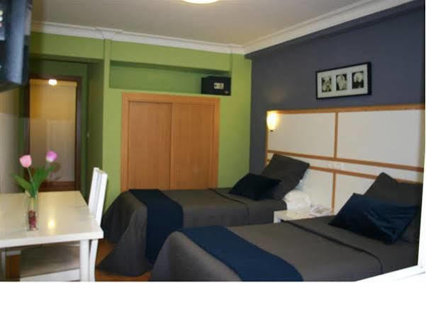 Hostal Mara Ла-Корунья Экстерьер фото